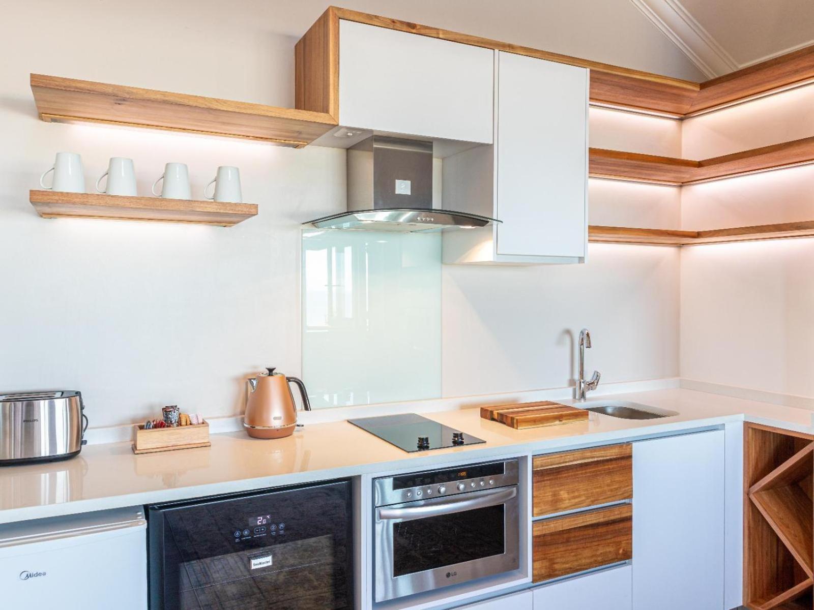 Luxury Studio - Panoramic Ocean Views - Fast Wifi Wilderness Room photo